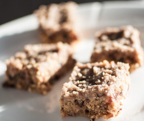 Dato nettstedet glutenfri og valnøtt kake